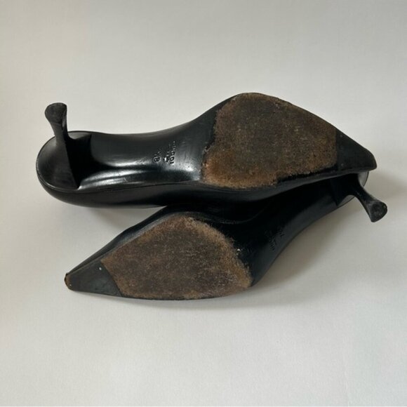 Gucci Vintage Black Pointed Toe Pumps - Picture 8 of 9
